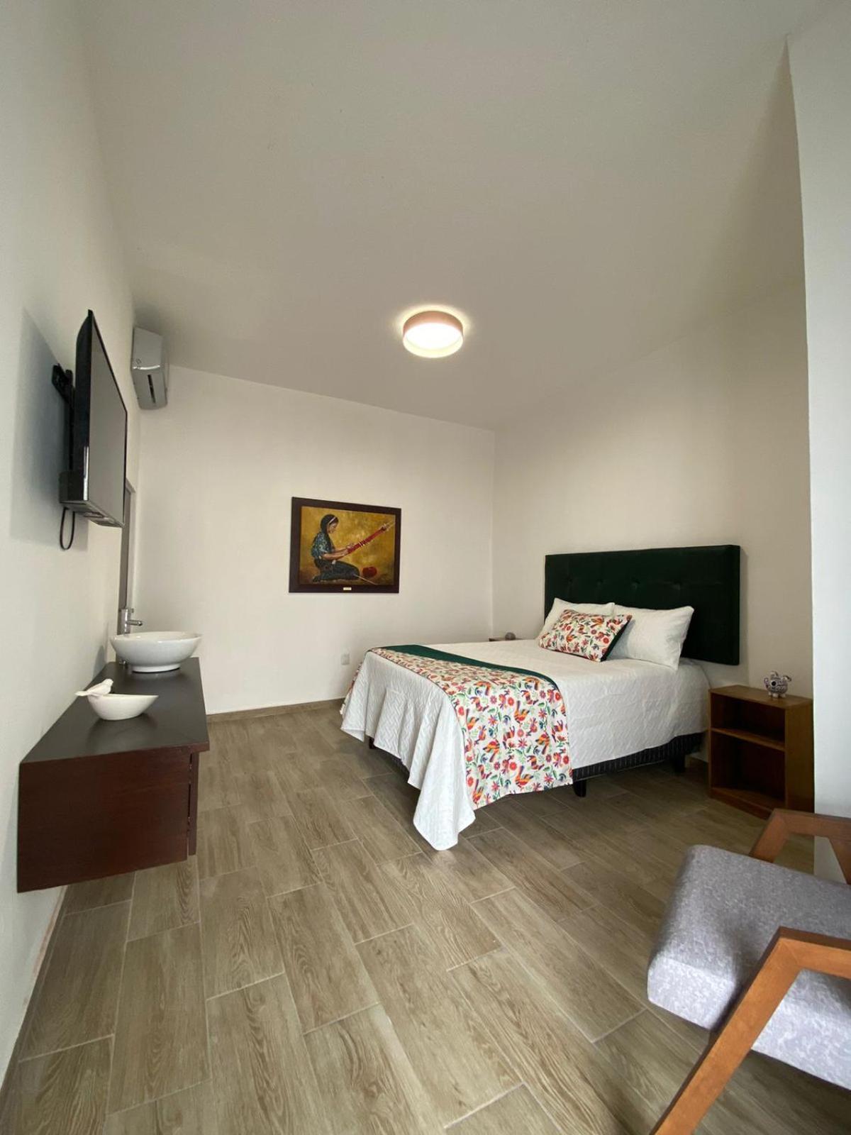 Casa Queretana H4 *